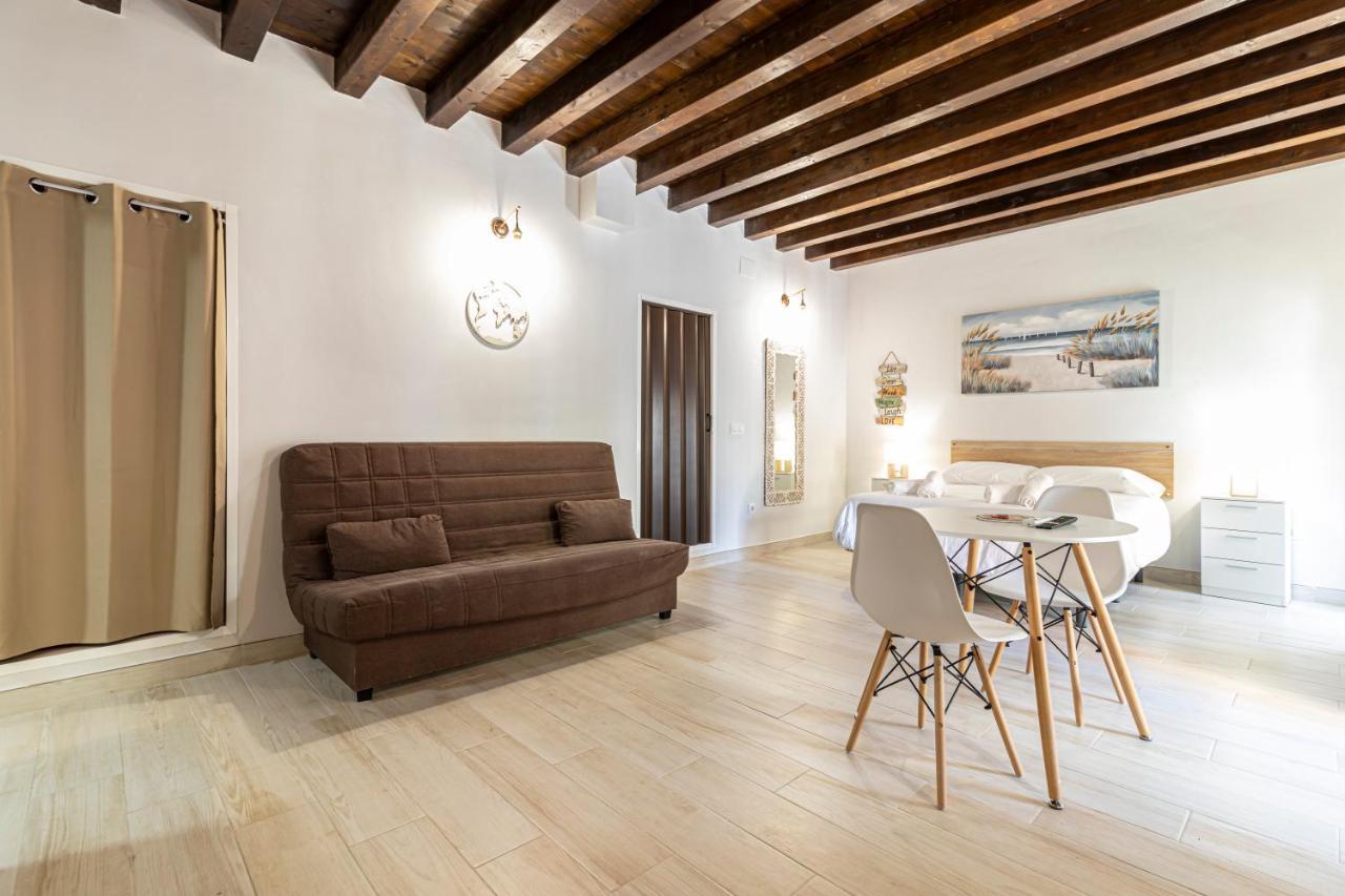 Allo Apartments Plateros Centro Jacuzzi Comunitario Jerez de la Frontera Dış mekan fotoğraf